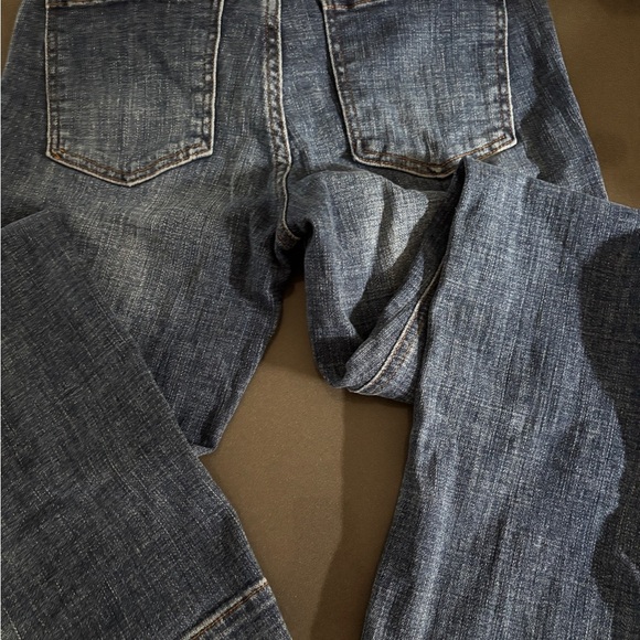 Kut gold label stevie straight with front leg seam details and slit. Size 6 - Picture 2 of 9